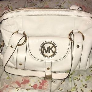 Michael Kors cream handbag